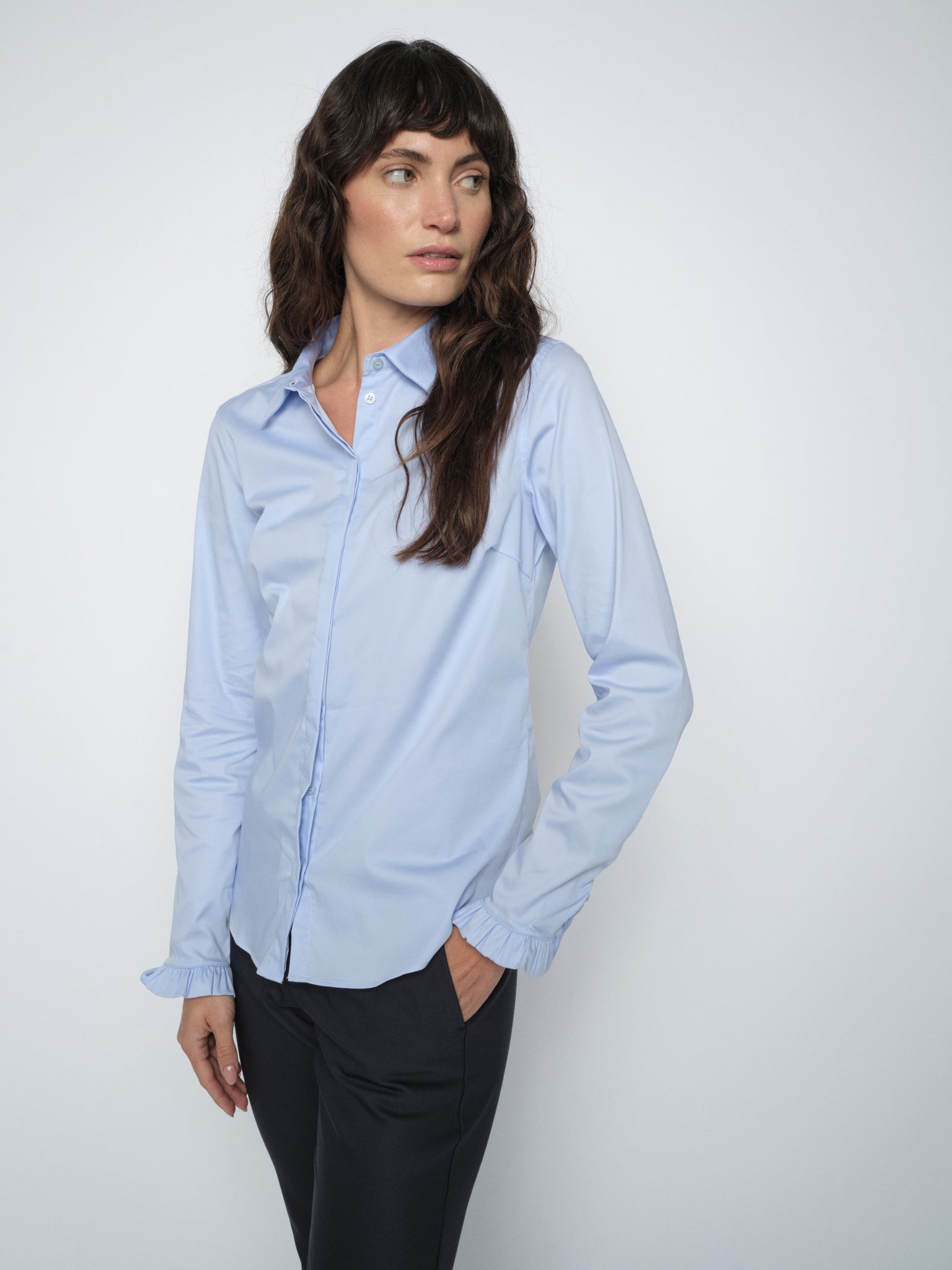 Modelshot / Light Blue / Detail